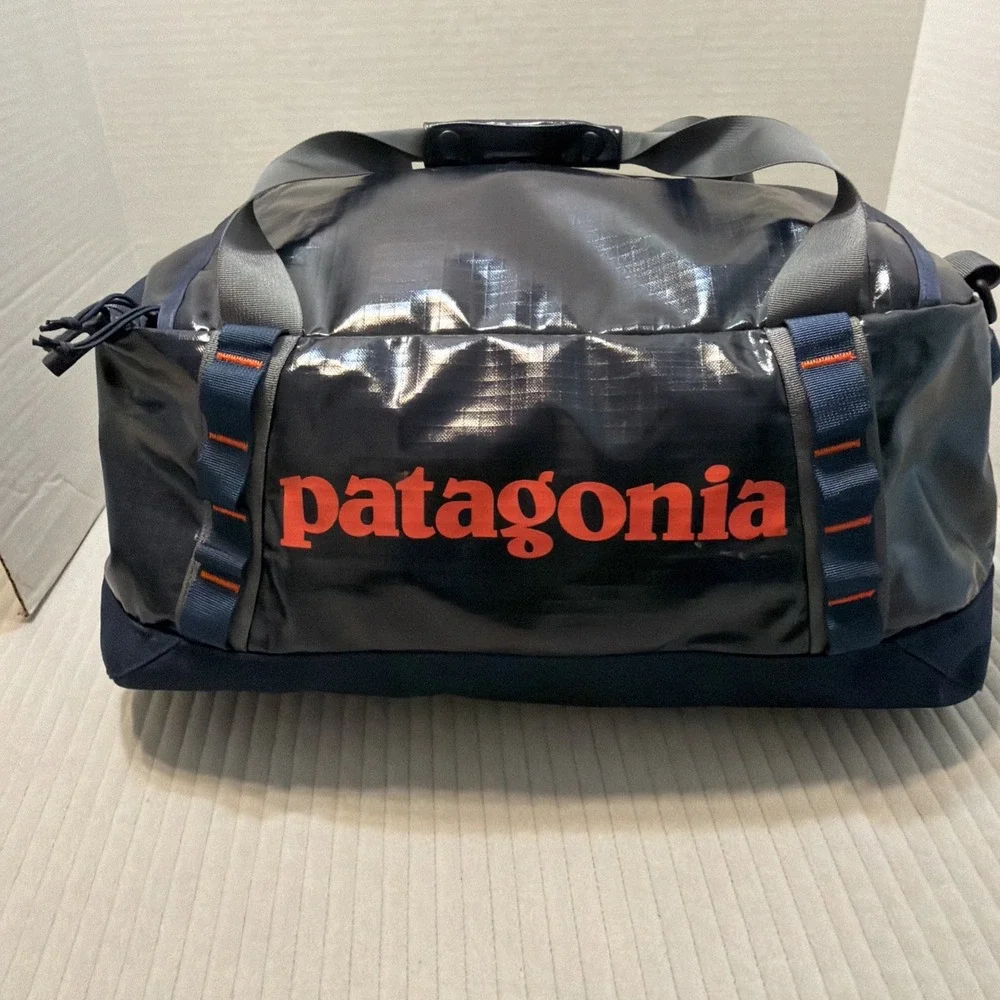 PATAGONIA Blue Orange Hole Duffel Bag 45 L Shiny version